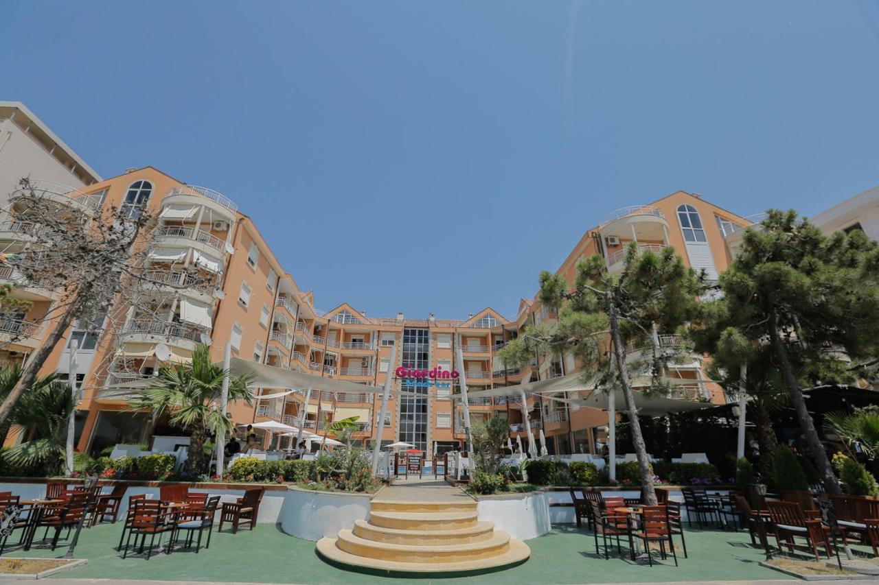 Apartment Golem  Exterior photo